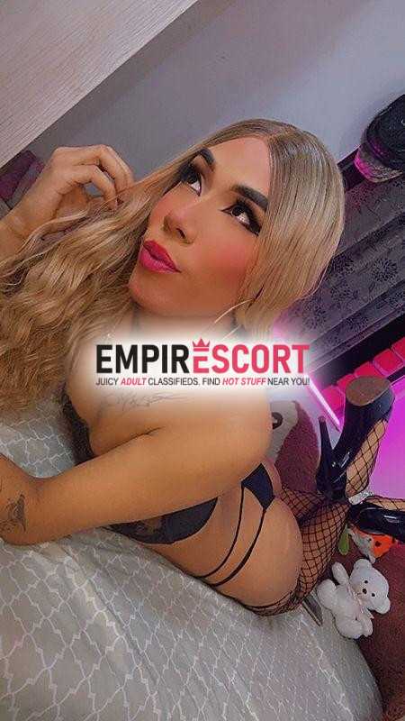 sexy y arrecha pollita vergon versátil muy caliente vamos pasar rico y disfrutar súper parchada y fiestera