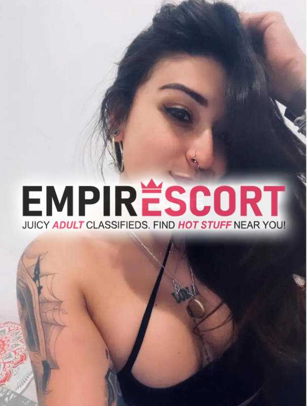 amores chica super caliente y extrovertida