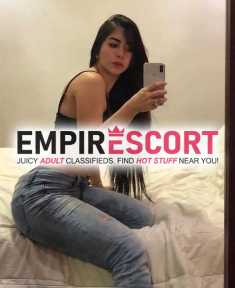 soy linda chica universitaria me gusta complacer mis clientes y me gusta el sexo al natural