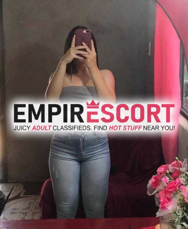 caliente jovencita pervertida dispuesta complacerte