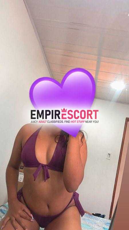 hola soy morena sexy alta delgada en busca de compañeros para hacer videollamadas y intercambio de fotos 👩🏽🥰