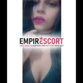 disponible 
morena buena cola y senos grandes.
mido 1 '60
ubicada en kennedy_bosa
oral al natural
