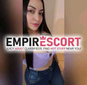 soy linda chica universitaria sumisa me gusta complacer mis clientes soy muy ardiente en cama