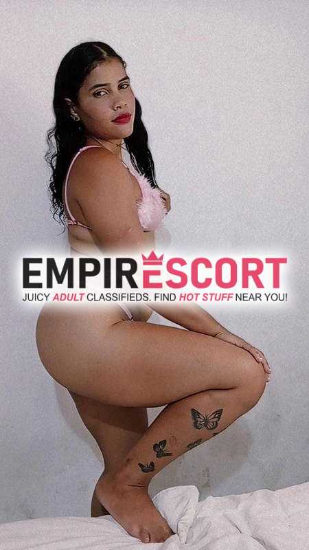 morena hermosa y caliente para ti