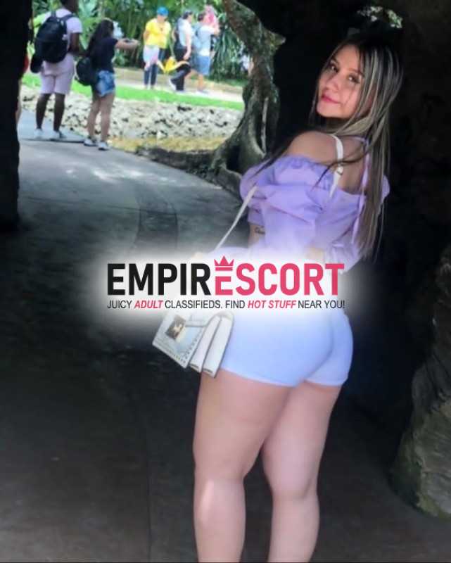 soy vanessa chica completamente disponible para complacerte