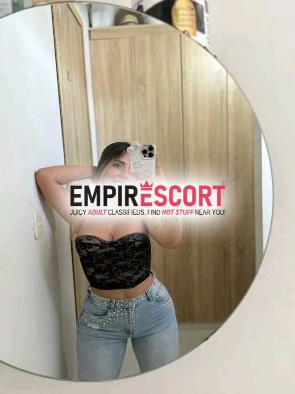 hola mis amores de cúcuta he llegado esta hermosa ciudad para brindarles de mis mejores servicios y mis mejores tratos escríbeme para tener el placer de complacerte