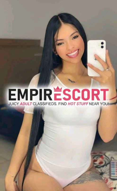 espectacular sonrisa y unos ojitos encantadores así soy yo mujer tierna y sumisa