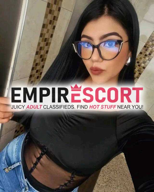 hola estoy disponible para complacerte todas tus fantasias sexuales