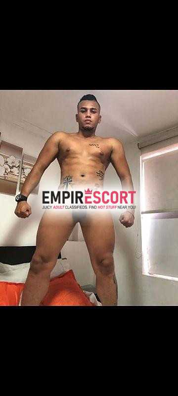 estoy disponible las 24 horas día ven ami apartamento te meto mi verga de 25 cm