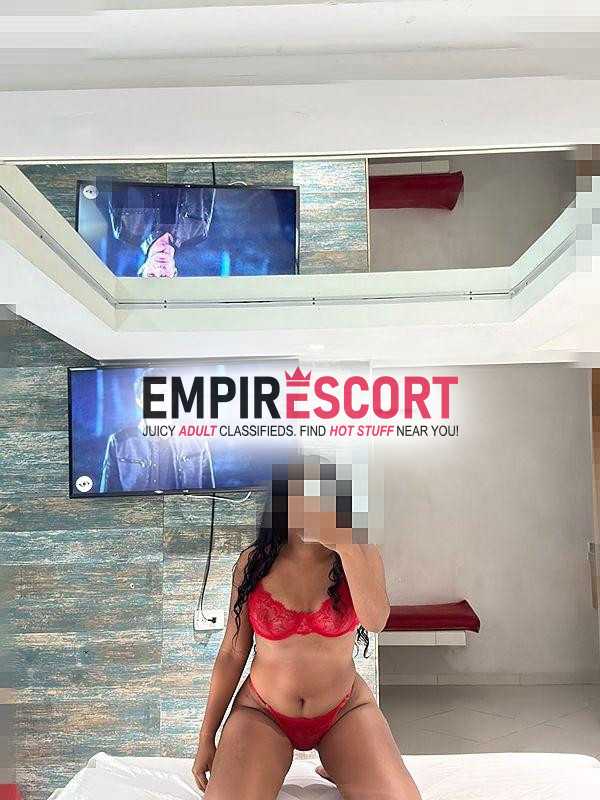 valeria tu morena sexy complaciente