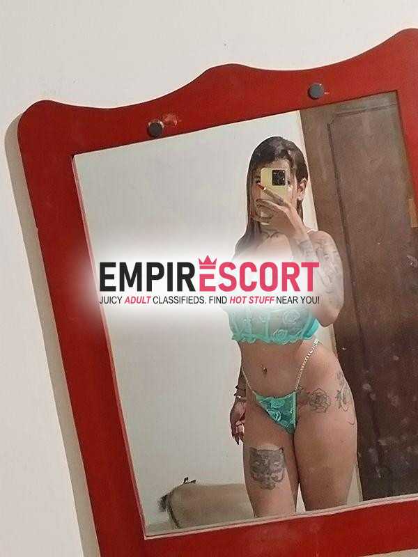 tatuada blanquita mejor moviéndose y en garganta profunda dame en pose que quieras