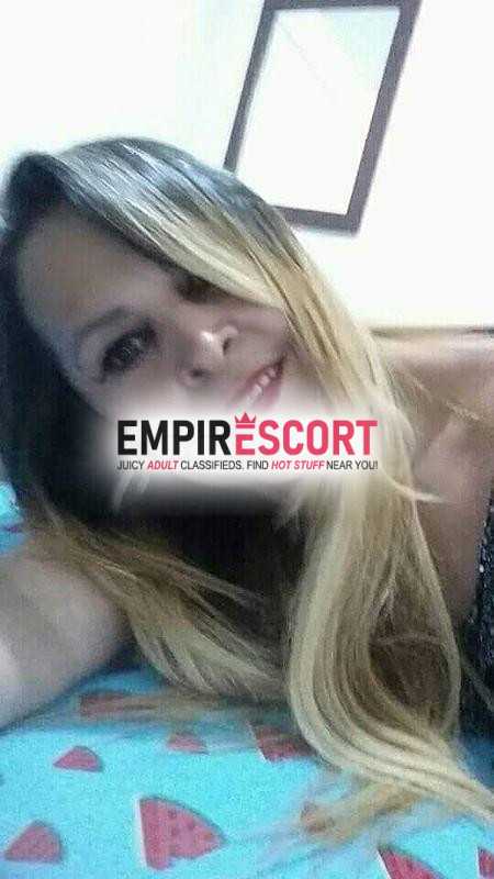 soy tu bella rubia madurita muchas fantasías para ti