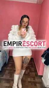 hola soy chica extrovertida dispuesta complacerte en todo fetiche sexual