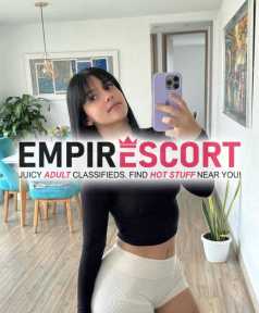 dama de compañía ardiente extrovertida cariñosa y complaciente