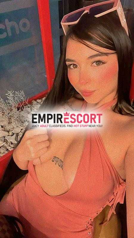 tu chica arrechita caliente apretadita y disponible para ti