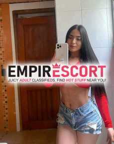 hola estoy disponible para complacerte todas tus fantasias sexuales