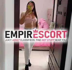 soy linda chica universitaria me gusta complacer mis clientes y me gusta el sexo al full
