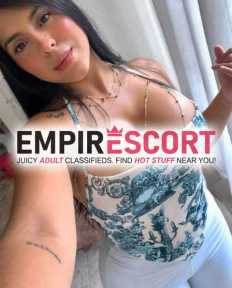 joven y linda dama de compañía dispuesta cumplir tus deseos sexuales