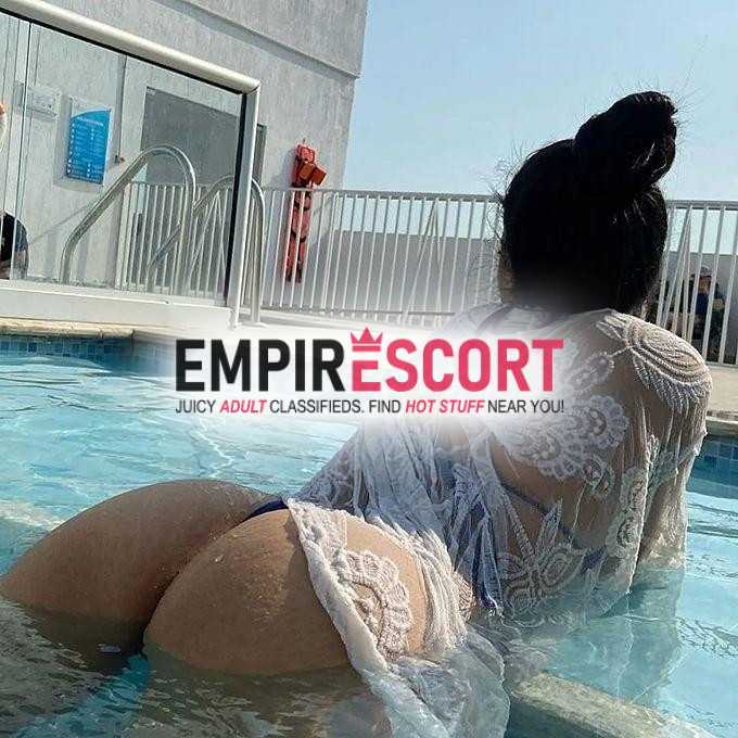 caliente blanquita pelirroja hermosa linda divertida te espero amor para que nos comamos rico bebe
