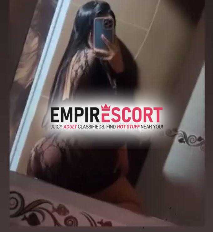 linda consentidora y complaciente paisa en cartagena