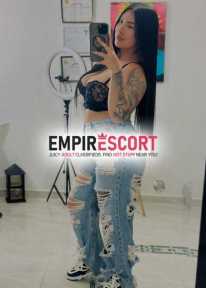 la ceja súper sensual servicio muy sensual