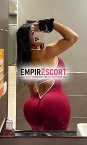 hermosa chica atrevida pervertida dispuesta complacerte