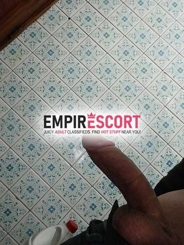 soy hombre buena dotación busco mujeres solas o pareja que deseen salir de rutina y compartir buen trio