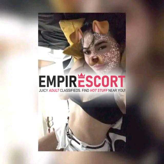 chica trans estás buscando pasar rato rico y agradable estoy disponible y dispuesta complacerte como tú quieras y como deseas