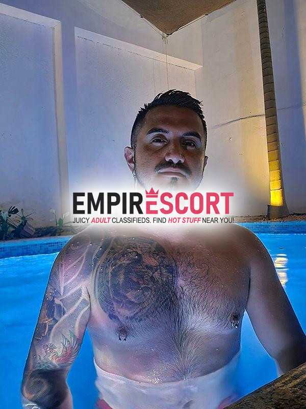 activo. masculino fetichista y dominante.
