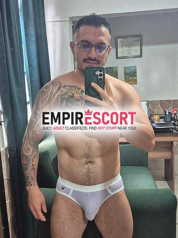 activo. masculino fetichista y dominante.