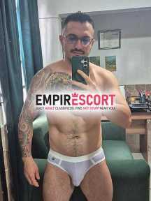 activo. masculino fetichista y dominante.