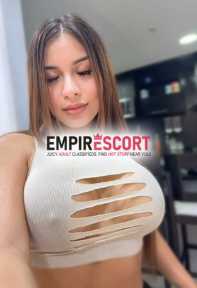 mis amores de cali estoy por poco tiempo en ciudad para ofrecerles servicio totalmente Único lleno de mucha lujuria y pasión desenfrenada ya que soy chica multiorgásmica te cuento que me mojo súper delicioso ven buscarme si deseas chica totalmente vip de catálogo