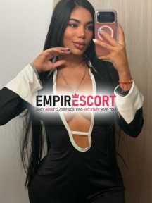 caji chica sexi disponible para cumplir tus fantasía
