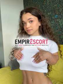 cucuta soy melany sexy joven diminuta chica totalmente complaciente seductora profesional pervertida extrovertida sumisa caliente y arrecha para ti mi amor