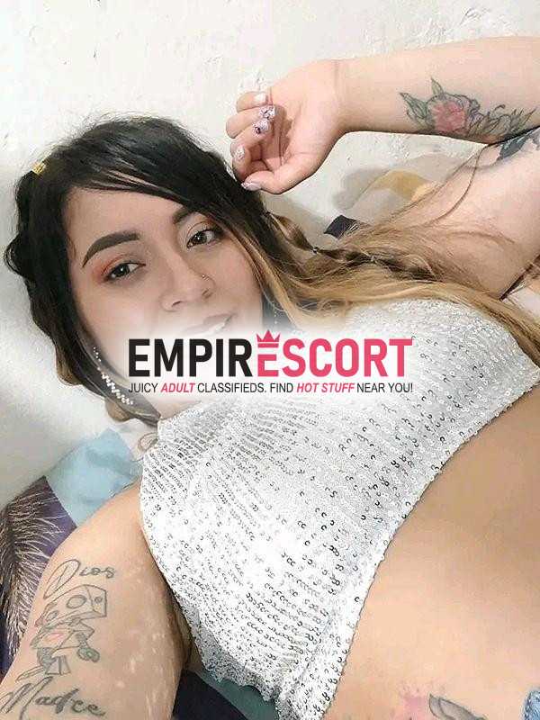 mucho gusto mis amores soy camila hermosa chica dispuesta complacerte en todo que me pidas