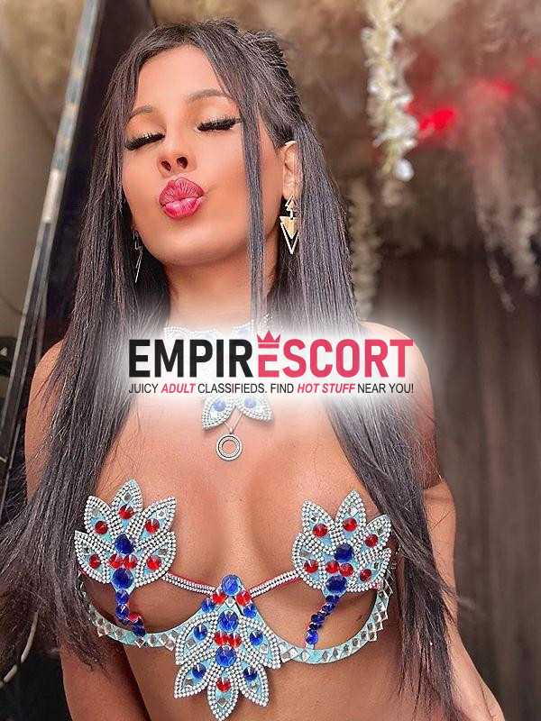 hermosa cotizada y culona muy complaciente para ti recomendada por muchos
