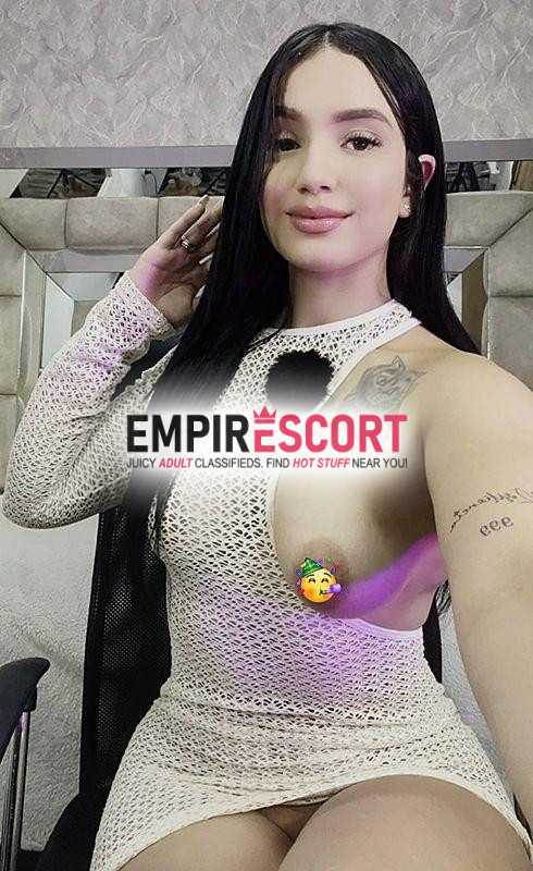 linda chica muy arrechita y caliente me encanta el sexo y tomarme leche búscame