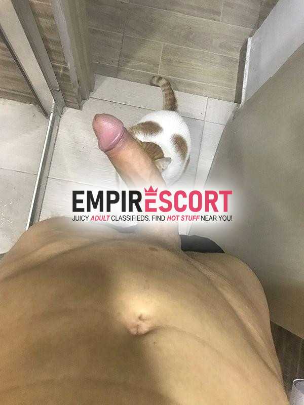 hola soy joven alto y pene grande mido 22 cm y blanco y estoy solo solo interesados mujeres gracias