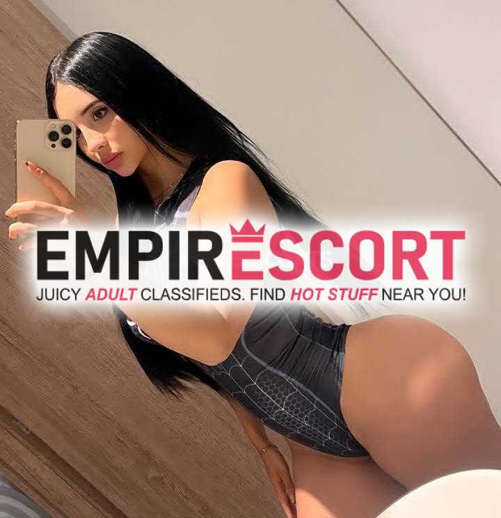 hermosa sexy extrovertida y muy complaciente en cama para cualquier fantasía