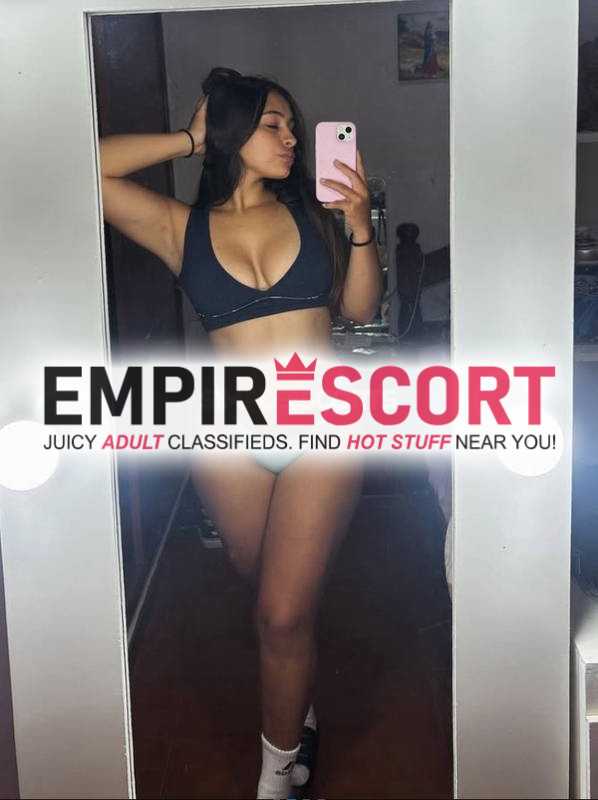 hermosa chica caliente sumisa de cuerpo natural extrovertida muy caliente cachonda