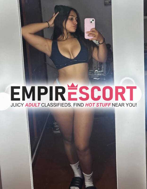 hermosa chica caliente sumisa de cuerpo natural extrovertida muy caliente cachonda