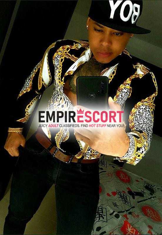 gigolo profesional exclusivo 100 heterosexual.
