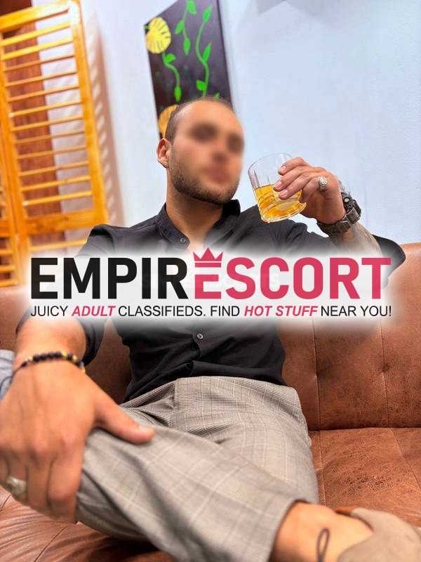 seré tu esclavo sexual o masajista y tu mi reina.
