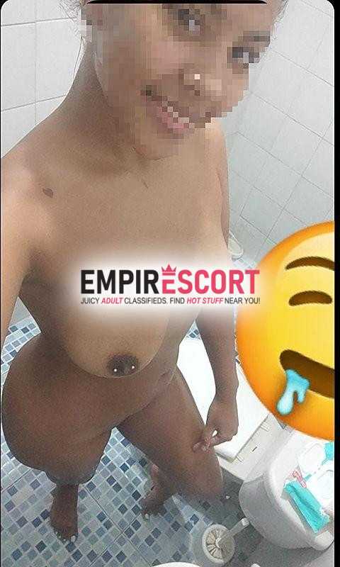 jovencita venezolana nueva como scort