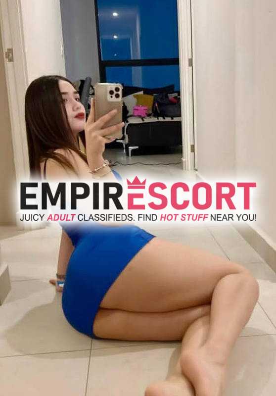 soy linda chica universitaria me gusta complacer mis clientes y me gusta el sexo al natural