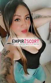 hermosa lindos tatuajes y culo rico para complacerte
