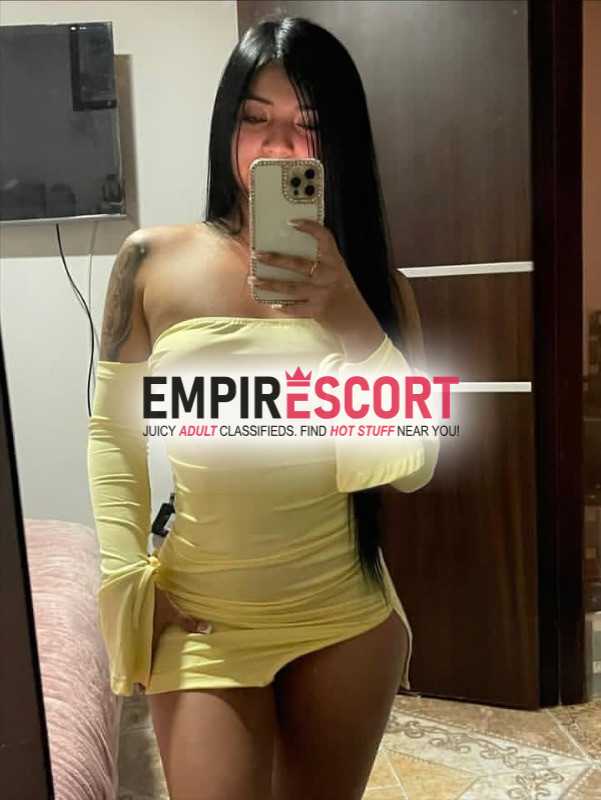 dulce y atrevida ninfómana encantada de complacerte