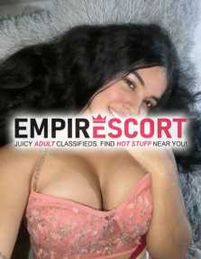 soy linda chica universitaria me gusta complacer mis clientes me gusta el sexo al natural