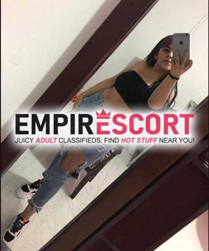 tunja ninfómana en cama dispuesta de mucho sexo agresivo
