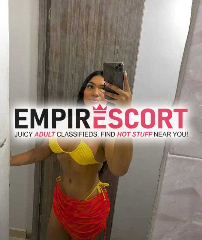 hola papasitos hermosos estoy dispuesta y disponible para complacerte